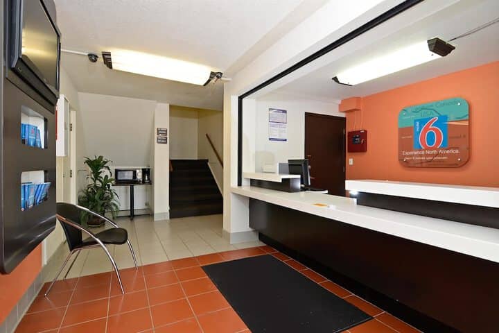 Hotel Interior 4 of 28